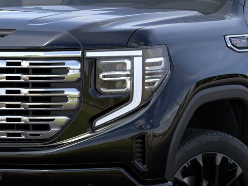 New 2026 GMC Sierra 1500 Denali w/ Denali Reserve Package AWD/4WD image 12
