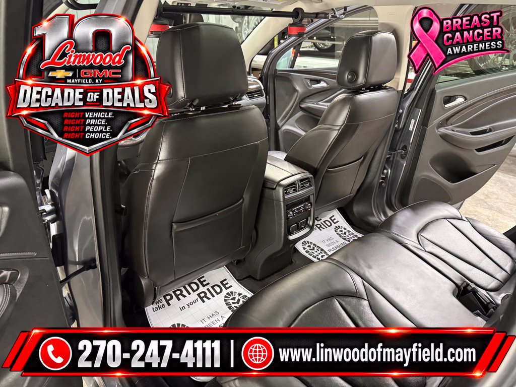 Used 2019 Buick Envision Essence FWD image 21