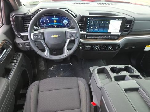 New 2025 Chevrolet Silverado 1500 LT image 3