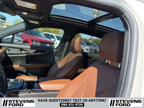 Used 2021 Lincoln Nautilus Reserve image 17