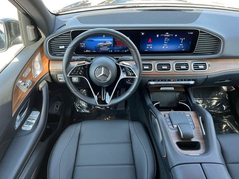 Used 2025 Mercedes-Benz GLE 350 4MATIC image 23