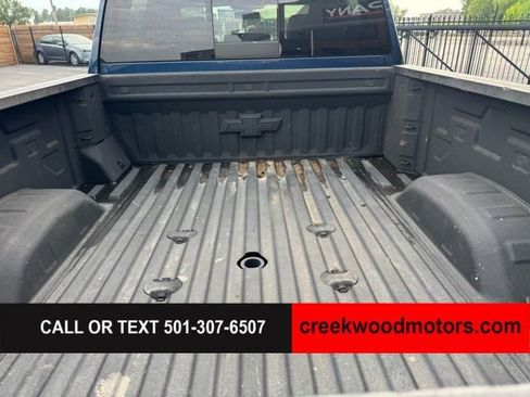 Used 2020 Chevrolet Silverado 2500 LT w/ All Star Edition AWD/4WD image 17