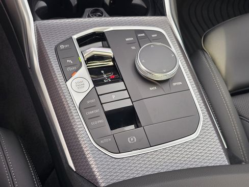 New 2026 BMW 330i xDrive Sedan w/ M Sport Package image 23