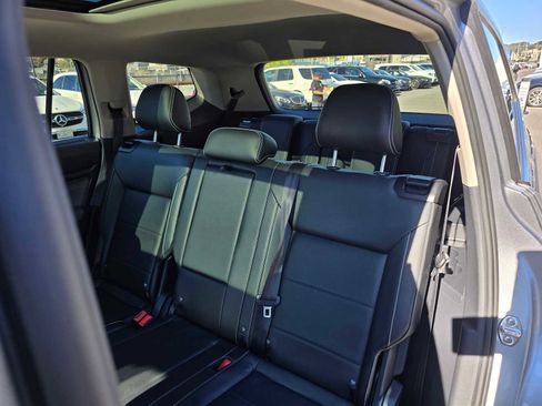 Used 2022 Volkswagen Atlas SEL image 19