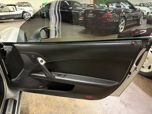Used 2008 Chevrolet Corvette Z06 w/ Preferred Equipment Group image 17