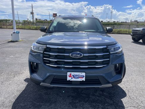 New 2025 Ford Explorer Active w/ Active Comfort Package image 9