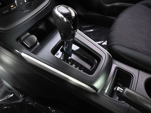 Used 2019 Nissan Sentra SV image 31