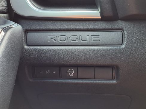 Used 2023 Nissan Rogue S FWD image 23