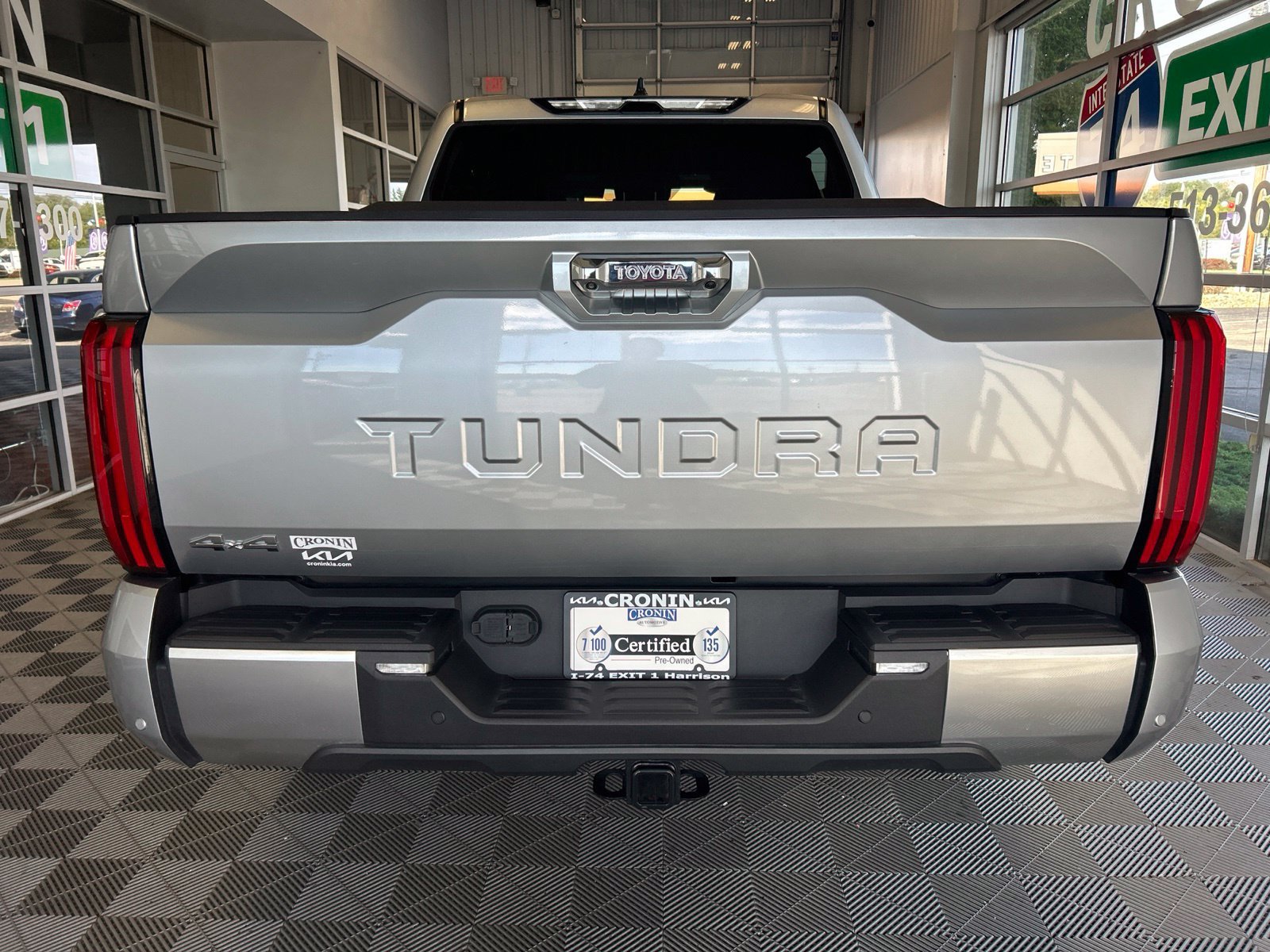 Used 2026 Toyota Tundra Limited AWD/4WD image 5