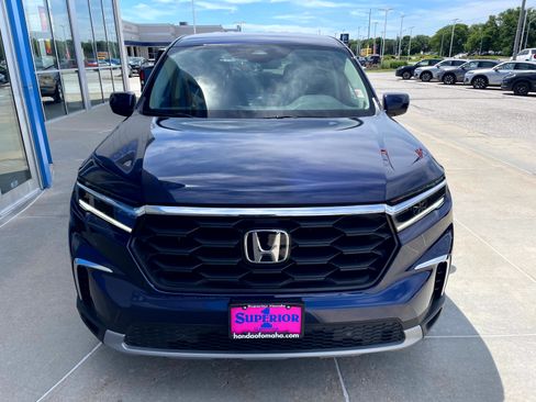 Used 2025 Honda Pilot EX-L image 5