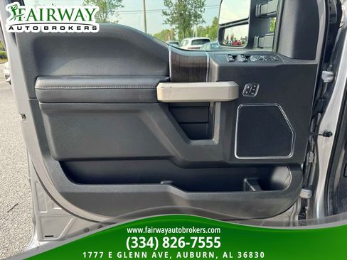 Used 2021 Ford F250 Lariat w/ Lariat Ultimate Package AWD/4WD image 26