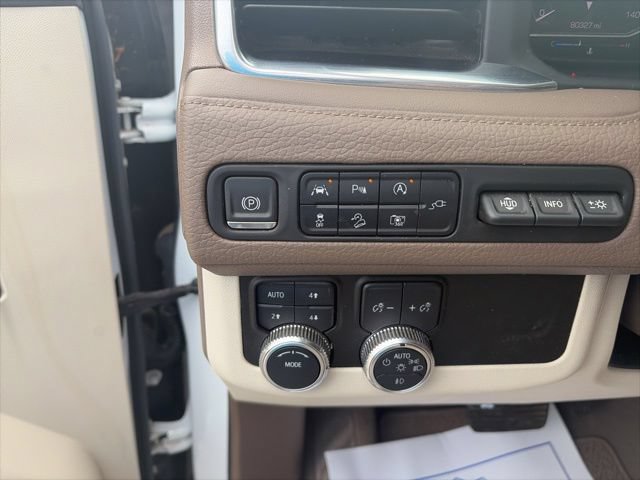 Used 2022 GMC Yukon Denali AWD/4WD image 19