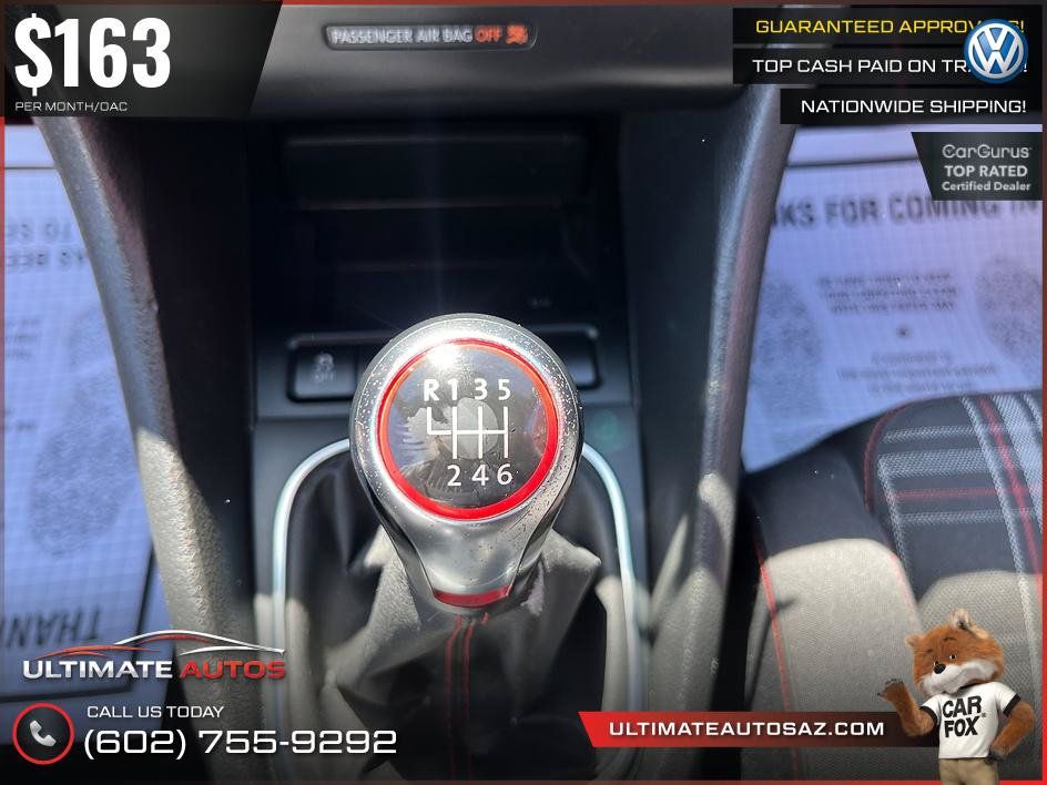 Used 2011 Volkswagen Golf 2-Door FWD image 23