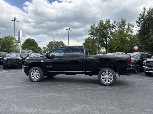 New 2026 RAM 2500 Big Horn AWD/4WD image 11