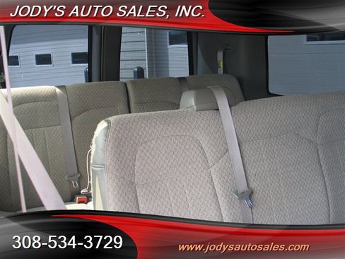 Used 2014 Chevrolet Express 2500 LS image 20