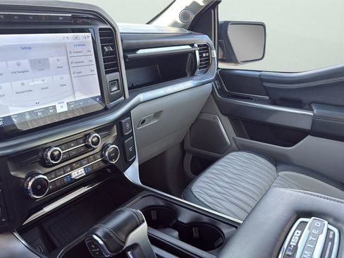 Used 2022 Ford F150 Limited image 20
