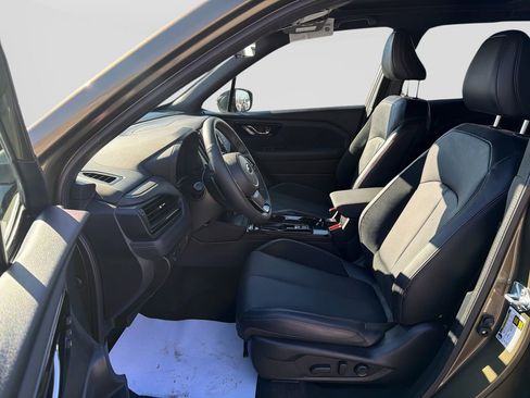 Used 2026 Subaru Forester Touring image 15