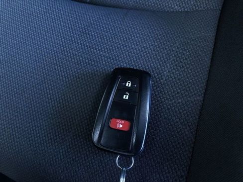 Certified 2025 Toyota RAV4 XLE AWD/4WD image 31