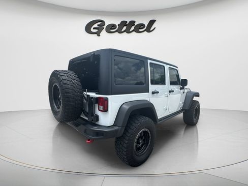 Used 2016 Jeep Wrangler Unlimited Rubicon AWD/4WD image 5