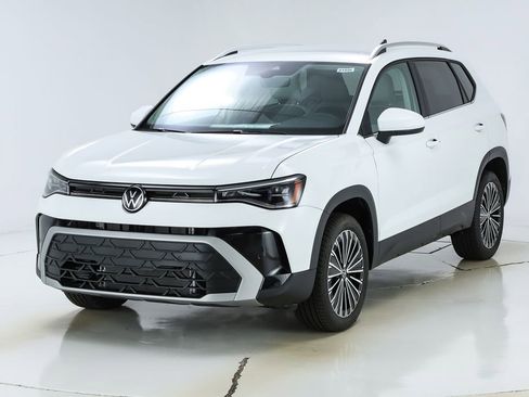 New 2026 Volkswagen Taos SE image 38
