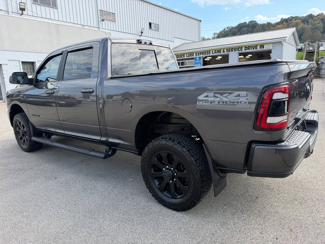 Used 2022 RAM 2500 Big Horn w/ Level C Equiment Group AWD/4WD image 3