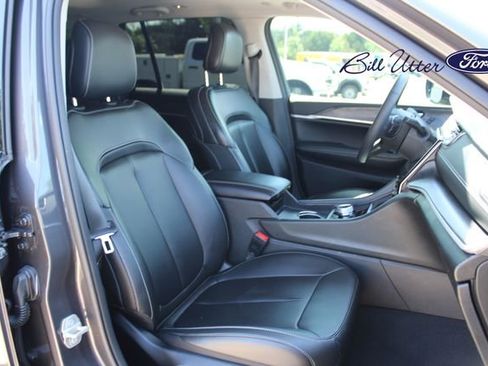 Used 2023 Jeep Grand Cherokee Limited w/ Black Appearance Package RWD image 11