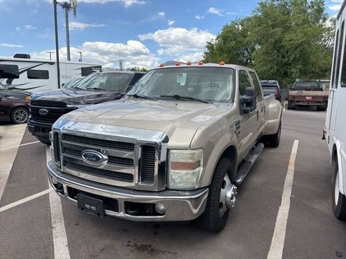 Used 2008 Ford F350 Lariat RWD image 2