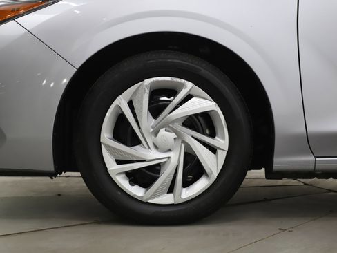 Used 2024 Subaru Impreza 2.0i image 29