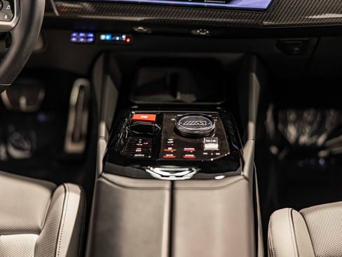 Used 2025 BMW M5 w/ Carbon Package image 37