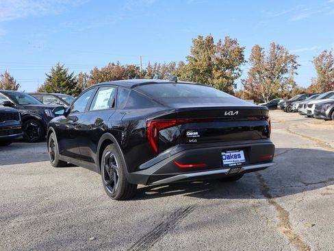New 2025 Kia K4 EX image 5