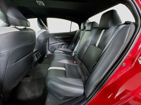 Used 2025 Toyota Camry SE FWD image 26