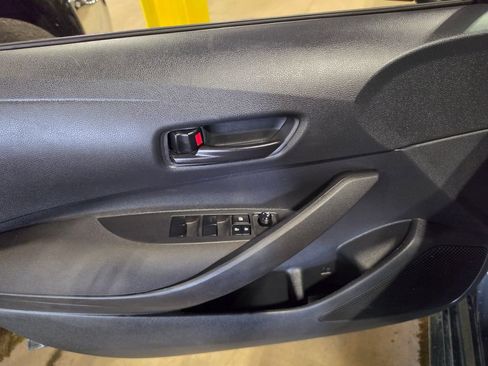 Used 2024 Toyota Corolla LE FWD image 5