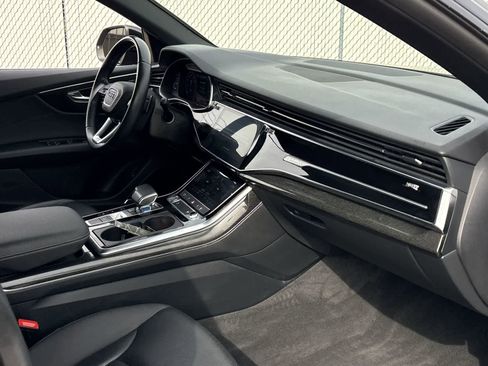 Used 2020 Audi Q8 Premium Plus w/ Premium Plus Package image 26