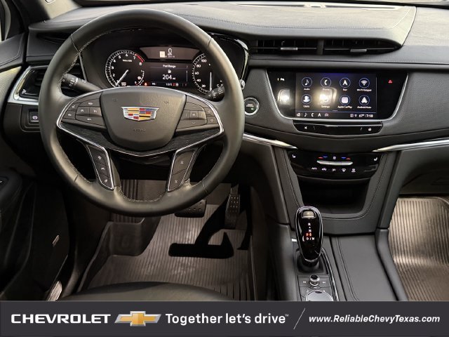 Used 2025 Cadillac XT5 Premium Luxury w/ LPO, Floor Liner Package AWD/4WD image 12