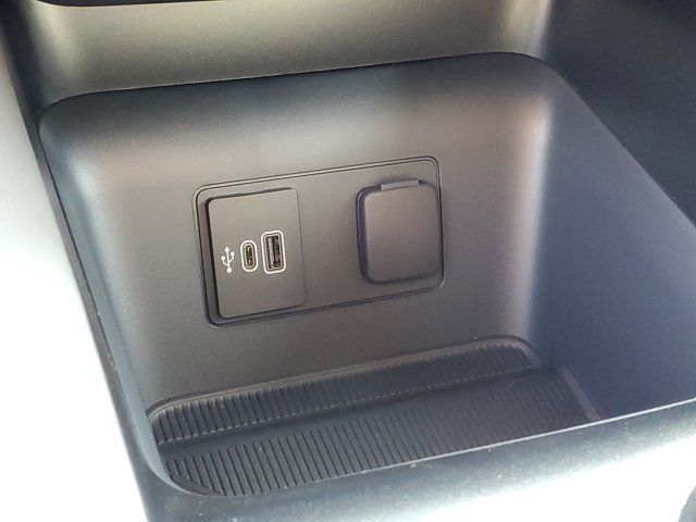 New 2026 Ford Explorer Active w/ Active Comfort Package AWD/4WD image 28