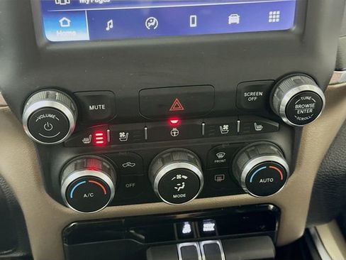 Used 2022 RAM 1500 Laramie image 15