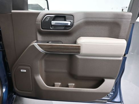 Used 2020 Chevrolet Silverado 1500 RST w/ All-Star Edition image 46