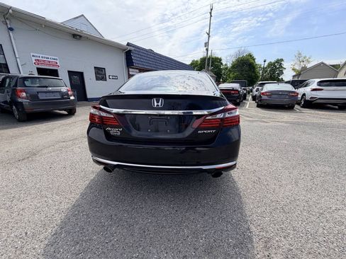 Used 2017 Honda Accord Sport image 48
