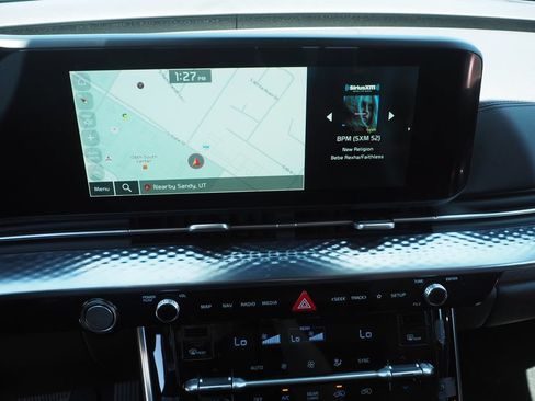 Used 2024 Kia Carnival SX Prestige FWD image 27
