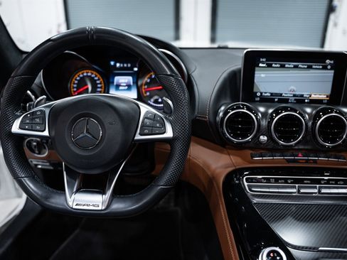 Used 2018 Mercedes-Benz AMG GT C image 24