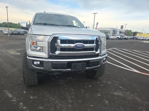 Used 2017 Ford F150 XLT w/ Trailer Tow Package AWD/4WD image 2