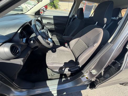Used 2022 Nissan Kicks S FWD image 9