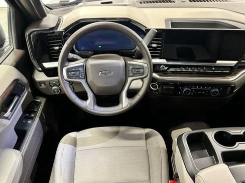 Used 2026 Chevrolet Silverado 1500 RST AWD/4WD image 11