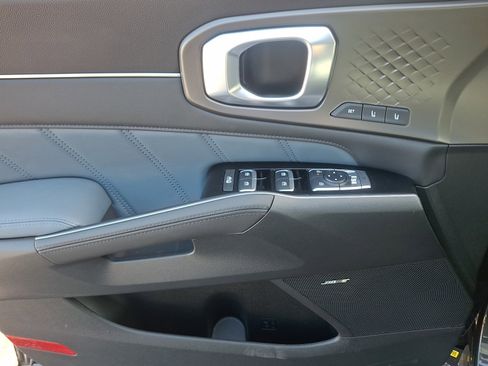 New 2025 Kia Sorento SX Prestige image 13