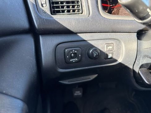 Used 2000 Lexus ES 330 image 14