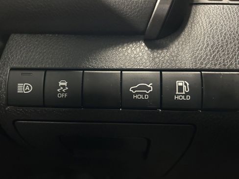 Used 2023 Toyota Camry SE image 23