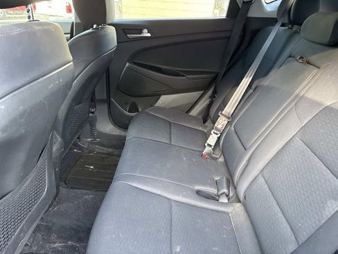 Used 2019 Hyundai Tucson SE image 10