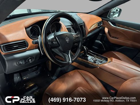 Used 2018 Maserati Levante S GranLusso AWD/4WD image 15