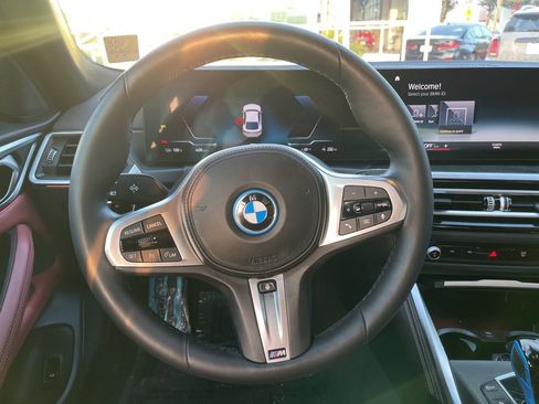 Used 2023 BMW i4 eDrive40 w/ M Sport Package image 17