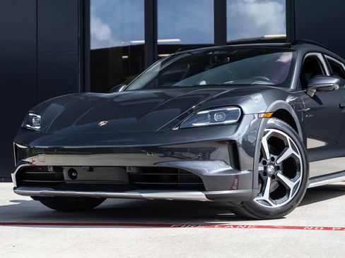 New 2026 Porsche Taycan 4S AWD/4WD image 7